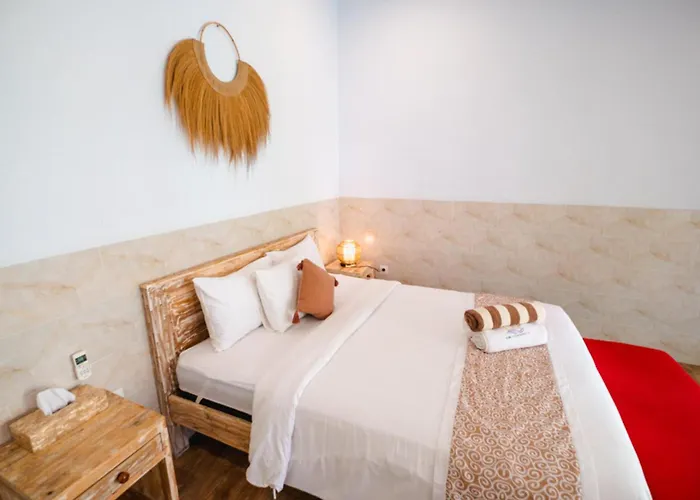 Agung Wiwin & Restaurant 3* Canggu