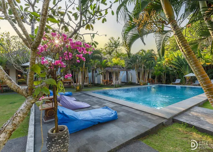 Agung Wiwin & Restaurant Konukevi 3*